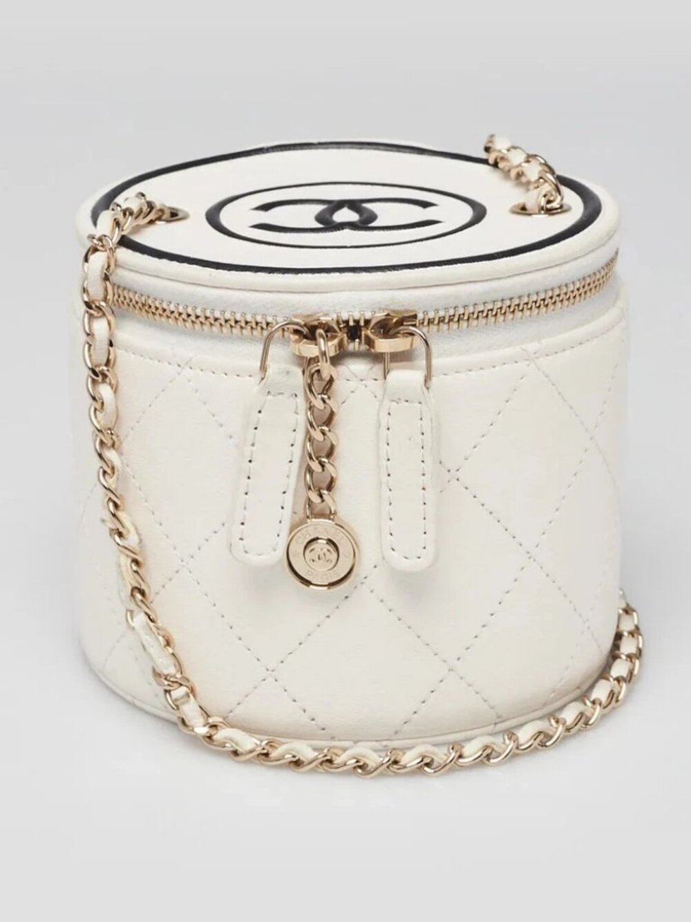 Chanel White Quilted Leather CC Logo Round Small Vanity Case with Chain Bag